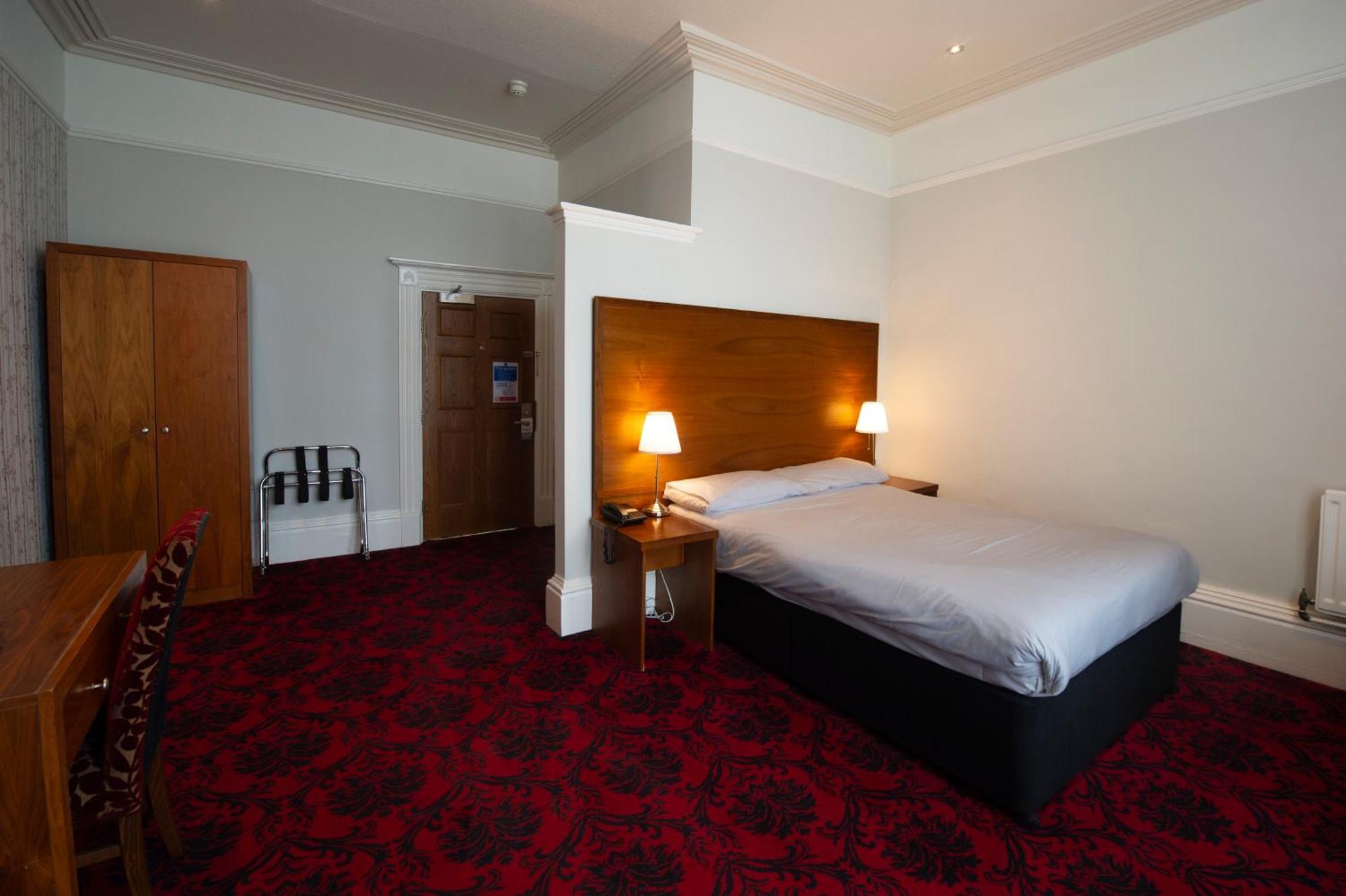 The Royal Hop Pole Wetherspoon Tewkesbury Ngoại thất bức ảnh