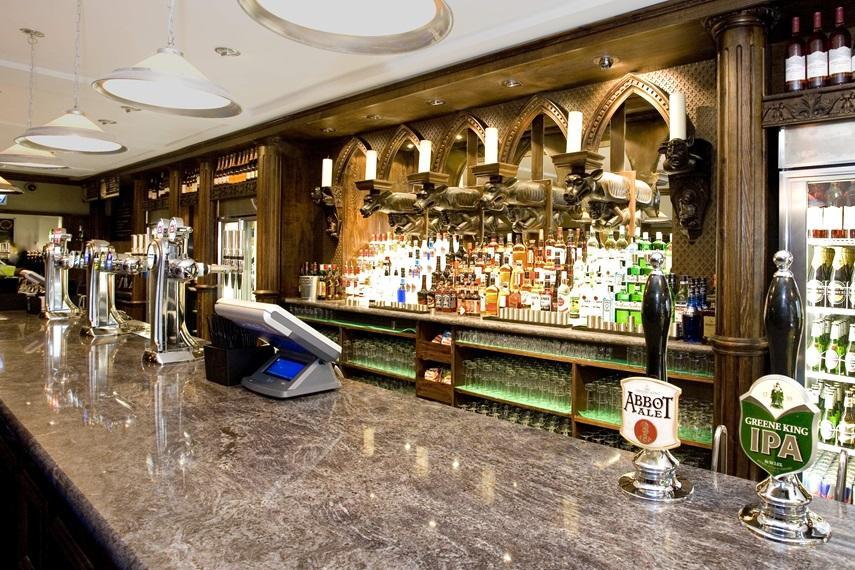 The Royal Hop Pole Wetherspoon Tewkesbury Ngoại thất bức ảnh